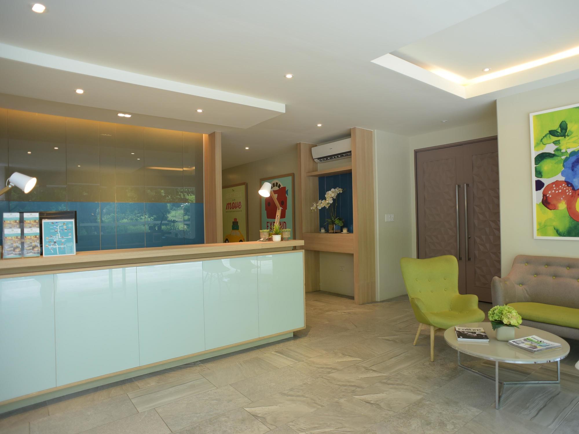 Laoag Parklane Hotel Zewnętrze zdjęcie